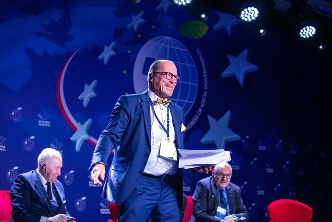 Hasłem tegorocznej konferencji jest: &bdquo;Przyszłość idei decentralizacji w&nbsp;zmieniającym się świecie&rdquo;