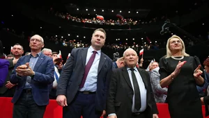 Miniatura: PiS dogania KO? Takiego sondażu nie było...