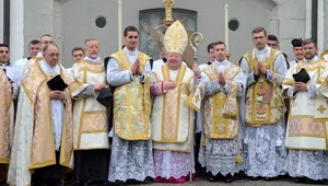 Miniatura: "Nie ma potrzeby". Arcybiskup...