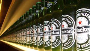 Miniatura: Heineken wycofuje się z Rosji. Sprzedał...