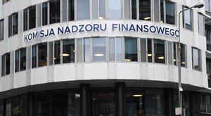 Miniatura: Gigantyczna kara od KNF. 20 mln zł dla XTB
