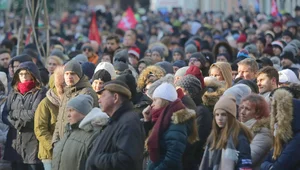 Miniatura: Polska się wyludnia. Zatrważające dane