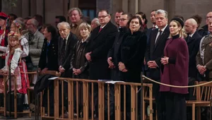 Miniatura: Wyjątkowa uroczystość w Paryżu. Wzięła w...