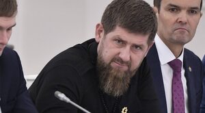 Miniatura: "Kadyrow jest karykaturą Putina"