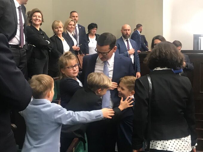 Mateusz Morawiecki z&nbsp;rodziną w&nbsp;Sejmie