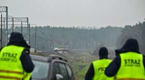 Miniatura: Kto wysadził tory w Polsce? Tropy prowadzą...