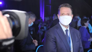 Miniatura: Sondaż: Tak Polacy widzą polityczną...