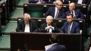 Miniatura: PiS z dużym poparciem, w Sejmie tylko...