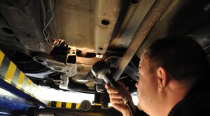 Miniatura: UE dokręca śrubę kierowcom. Twoje auto...