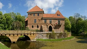 Miniatura: Zamek w Oporowie