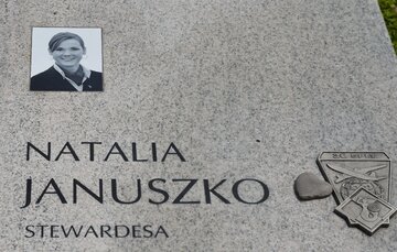 Gr&oacute;b Natalii Januszko na&nbsp;Cmentarzu Wojskowym na&nbsp;Powązkach w&nbsp;Warszawie