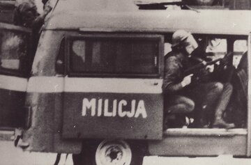 Akcja MO w&nbsp;czasie stanu wojennego. Autor nieznany