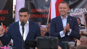 Miniatura: Niespodziewany gość na wiecu Nawrockiego....