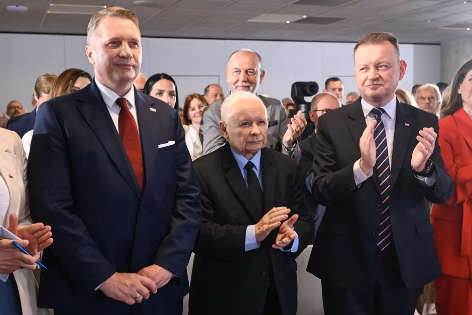 Miniatura: Kto zastąpi Kaczyńskiego? Wyborcy PiS mają...