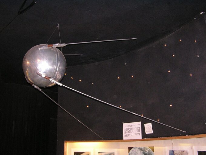 Model satelity Sputnik 1