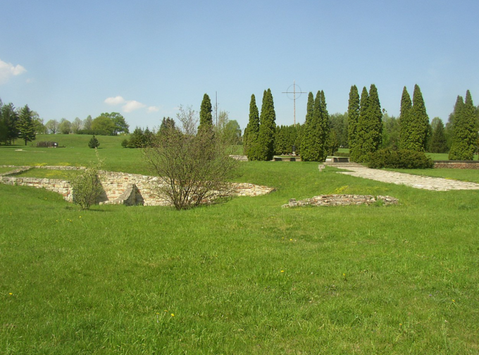 Pozostałości wsi Lidice (Czechy), gdzie Niemcy zamordowali kilkaset osób