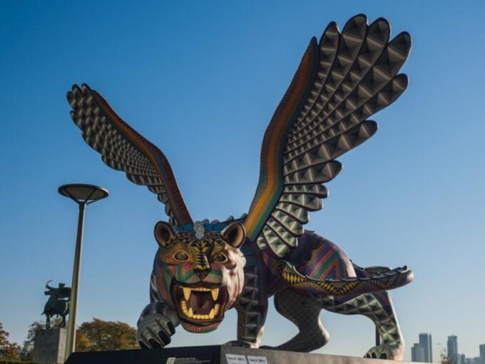 Figura „połączenie jaguara i orła”