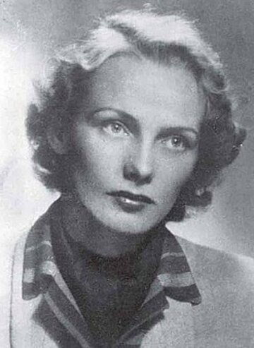 Blanka Kaczorowska -&nbsp;była jednym ze&nbsp;zdrajc&oacute;w, kt&oacute;rzy wydali Niemcom gen. Roweckiego. Wsp&oacute;łpracowała w&nbsp;czasie II&nbsp;wojny z&nbsp;Niemcami, a&nbsp;po 1945 roku z&nbsp;komunistami