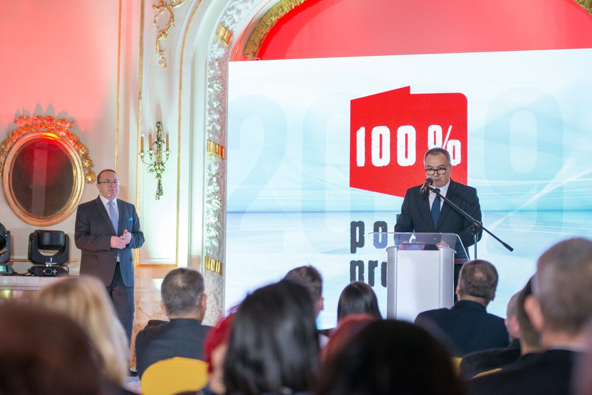 Podczas uroczystej gali zorganizowanej w hotelu Polonia Palace w Warszawie, wręczono nagrody w konkursie 100% Polski Produkt organizowanym przez tygodnik „Do Rzeczy”. 
