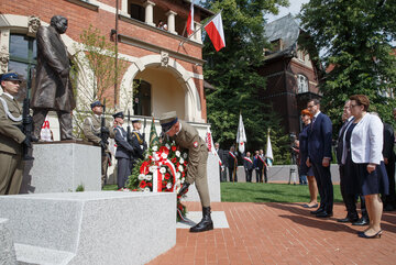 Odsłonięcie pomnika Lecha Kaczyńskiego w Szczecinie 