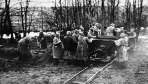 Miniatura: Ravensbrück. Polacy nie zostali wpuszczeni...