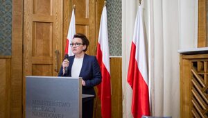 Miniatura: Sejmowa komisja o wniosku o wotum...