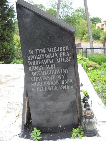 Gr&oacute;b ofiar masakry w&nbsp;Wierzchowinach