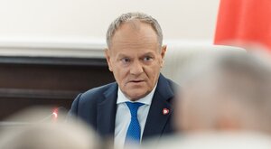 Miniatura: Premier: Podpisałem wniosek. Nie pytajcie...