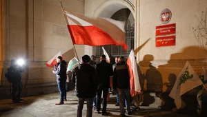 Miniatura: Rolnicy okupują ministerstwo rolnictwa....