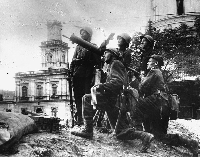 Stanowisko obrony przeciwlotniczej w czasie oblężenia Warszawy