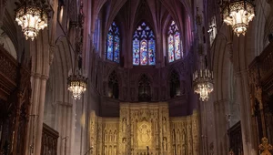 Miniatura: Amerykanie przechodzą na katolicyzm....