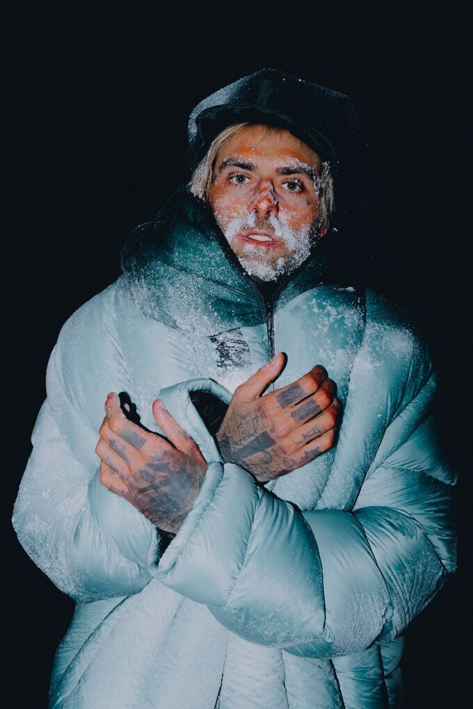 Kadr z filmu "Quebonafide: Północ/Południe" na CANAL+