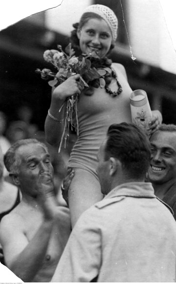 Miss Gdyni 1932 Zwyciężczyni konkursu w stroju plażowym.