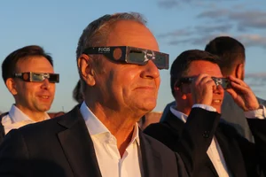 Miniatura: Nadmierne wydatki państwa drogą do...