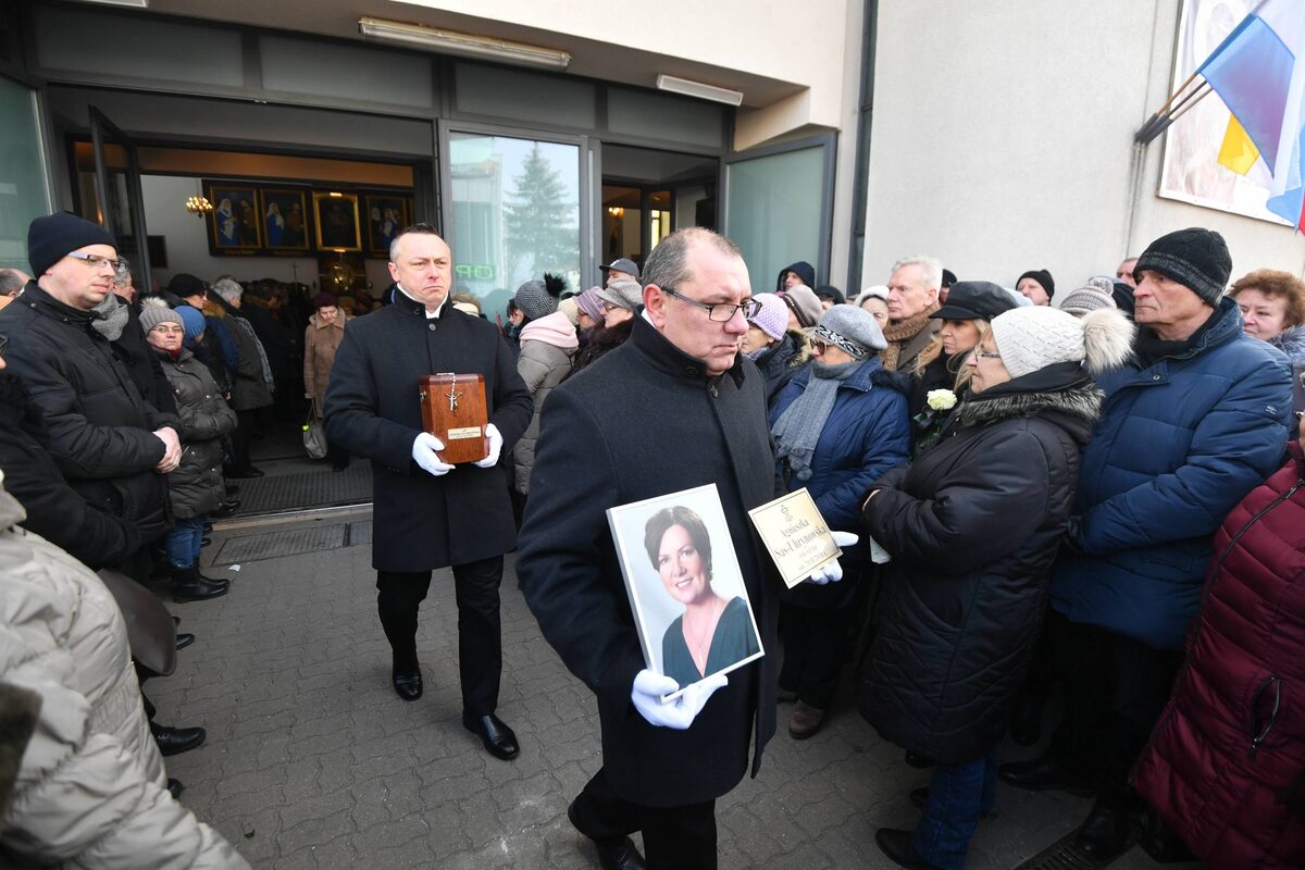 Uroczystości pogrzebowe aktorki Agnieszki Kotulanki odbyły się w kościele św. Józefa Oblubieńca NMP w Legionowie 