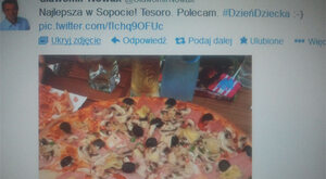 Miniatura: Minister Nowak reklamuje pizzerię