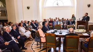 Miniatura: Polska służba zdrowia potrzebuje...