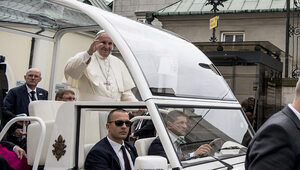 Miniatura: Papież przybył do Portugalii. Czekają na...