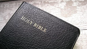 Miniatura: USA: Rośnie zainteresowanie Biblią, spada...