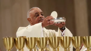 Miniatura: "Pasterze, nie policjanci". Kardynał...