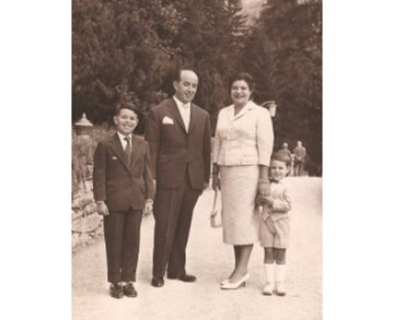 Henoch Meiteles z&nbsp;rodziną, Monachium około 1957&nbsp;r.