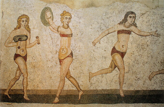 Kobiety w skąpych strojach na starożytnej mozaice odkrytej na Sycylii (286–305 n.e.)