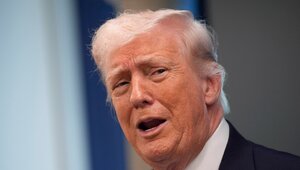 Miniatura: "Radioaktywny" Donald Trump