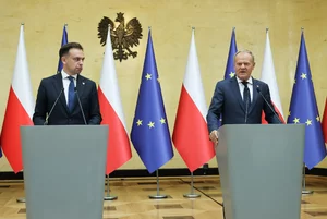 Miniatura: Sondaż korzystny dla Tuska. Większość...
