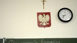 Miniatura: Marginalizowanie religii szkole jest...