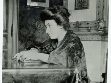 R&oacute;ża Luksemburg w&nbsp;swoim domu w&nbsp;Berlinie, 1907&nbsp;r.