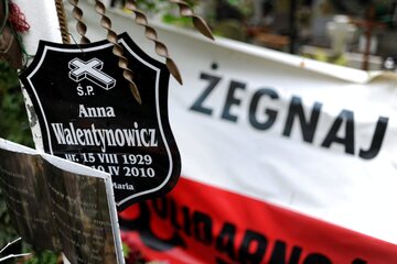 Gr&oacute;b Anny Walentynowicz