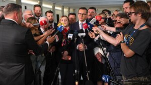 Miniatura: Morawiecki i "rozłamowcy”