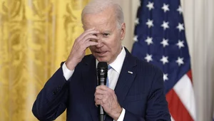 Miniatura: Biden przyłapany ze "ściągą". Na kartce...