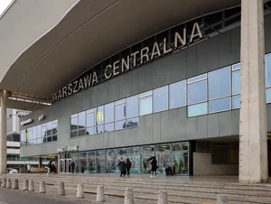 Miniatura: Para uprawiała seks przed Dworcem...